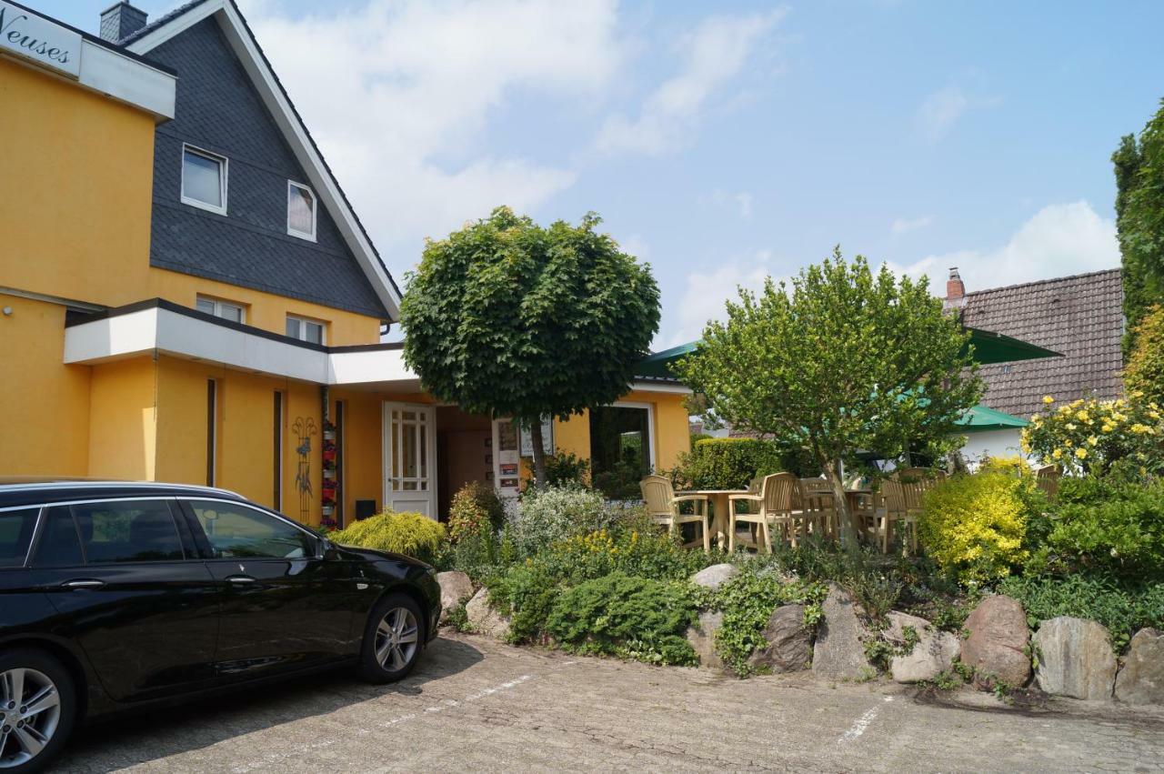 Hotel Neuses Cuxhaven Bagian luar foto